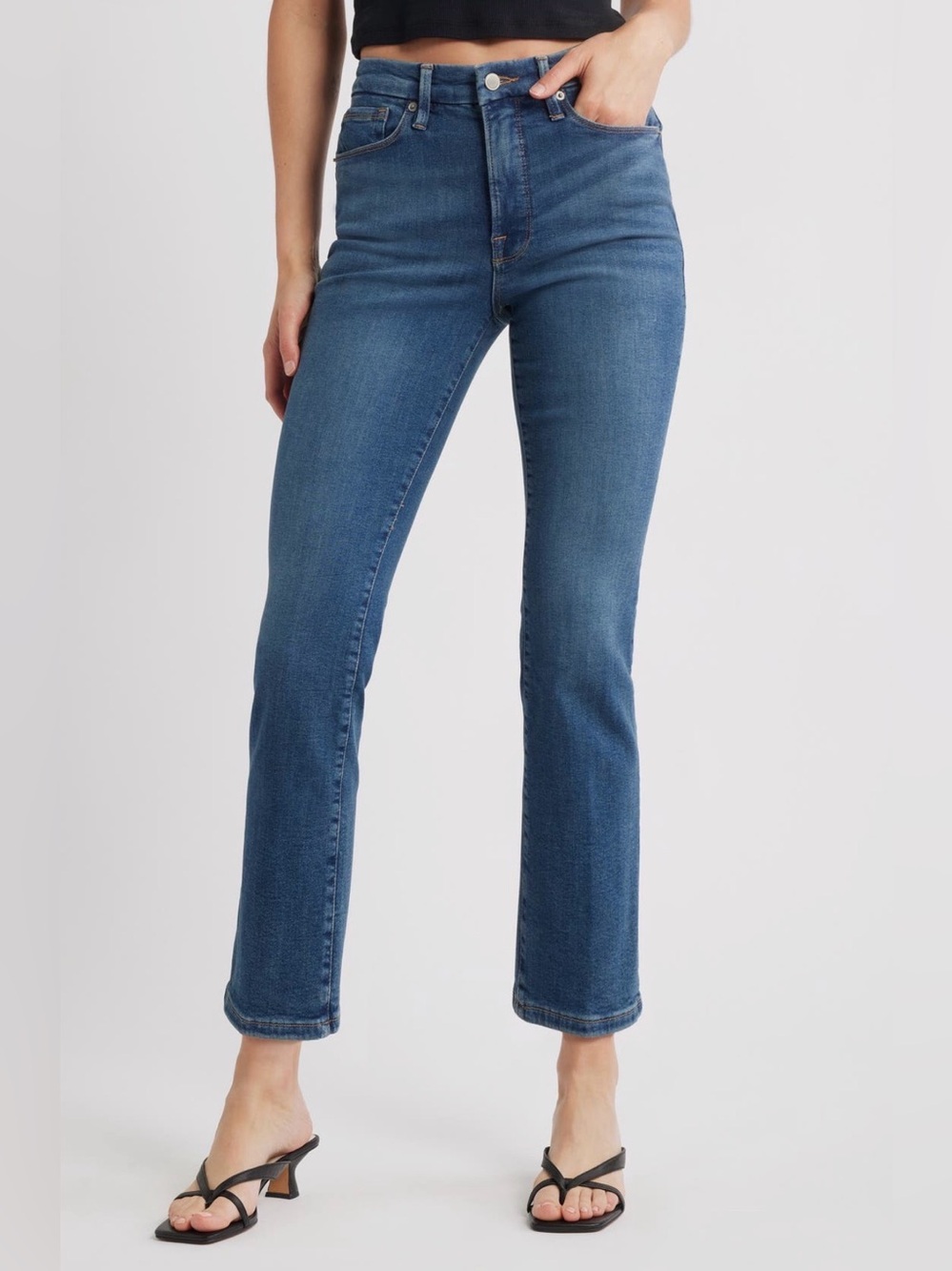 Good American Good Legs Straight Leg Jeans in Medium Blue Wash